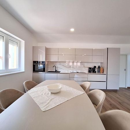 Apartments Kulas Новий Винодольський Екстер'єр фото